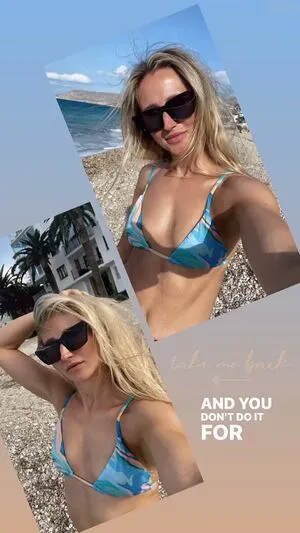 Lulufisa Von Supplemania Thumbnail Picture