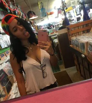 Luna Bloom OnlyFans Leaked Free Thumbnail Picture - #iFAr2UPIGK