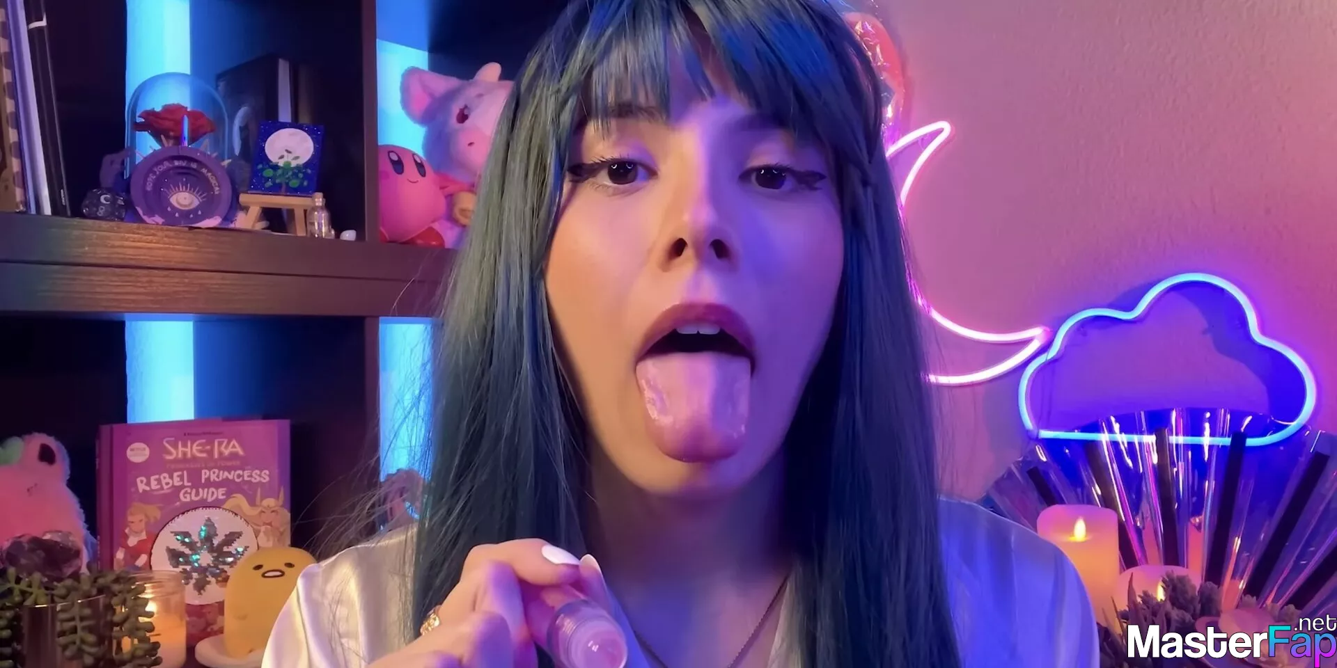 Luna bloom