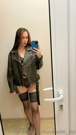 Lunabelle Vip Thumbnail Picture