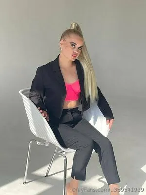 Lunashy OnlyFans Leaked Free Thumbnail Picture - #x3APILW0F2