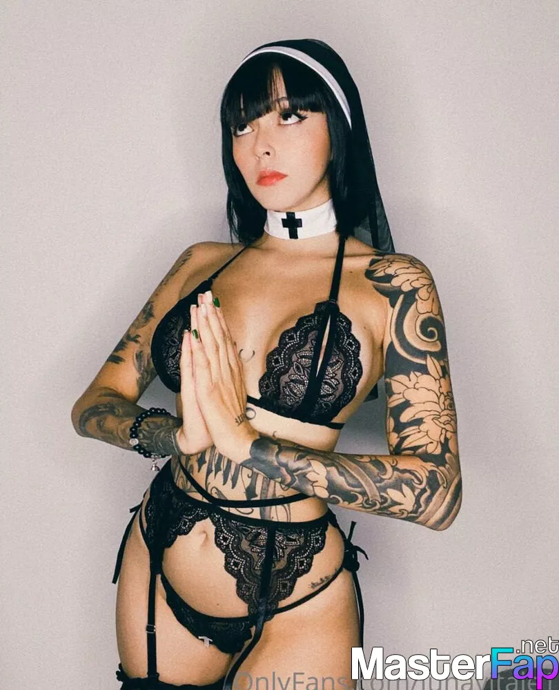 Lunavitale1 Nude OnlyFans Leak Picture 2kmdJSC8rR | MasterFap.net