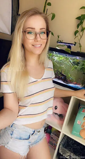 Luvlexi OnlyFans Leaked Free Thumbnail Picture - #w63oVDBcpx