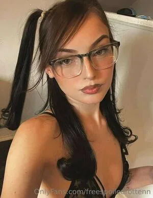 Luvvemmaa OnlyFans Leaked Free Thumbnail Picture - #XUIQrbCdsh