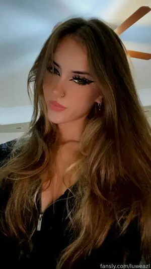 Luweazl OnlyFans Leaked Free Thumbnail Picture - #2hGHllASog