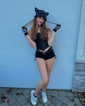Luweazl OnlyFans Leaked Free Thumbnail Picture - #9iS0cUD4gi