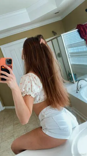 Luweazl OnlyFans Leaked Free Thumbnail Picture - #EUfB0h0HvJ