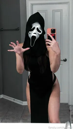 Luweazl OnlyFans Leaked Free Thumbnail Picture - #Q7wivDocZq