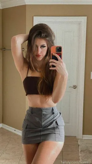 Luweazl OnlyFans Leaked Free Thumbnail Picture - #m0FT6kD3jL
