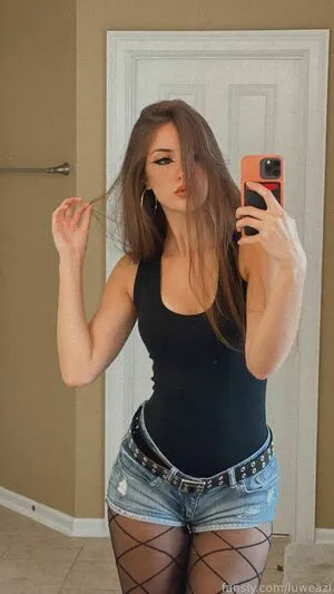 Luweazl OnlyFans Leaked Free Thumbnail Picture - #ttQmo9YshV