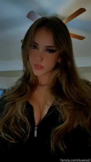 Luweazl OnlyFans Leaked Free Thumbnail Picture - #vrBcK6YhwW