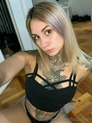 Luzzchan Thumbnail Picture
