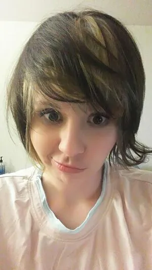 Lydia Sweets Misslydia Sweets The Bad Millennial Thumbnail Picture