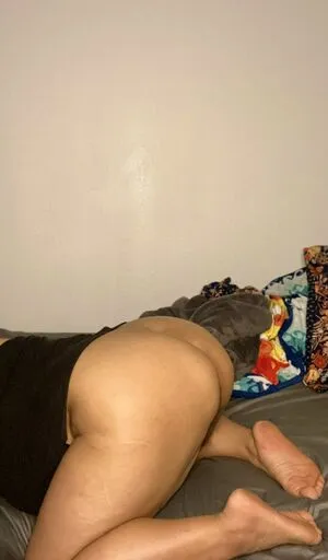 Lydiagrey Thumbnail Picture