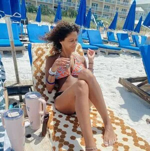 Lyla Troglin Thumbnail Picture
