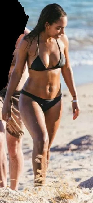 Lyndie Greenwood Profile Thumbnail