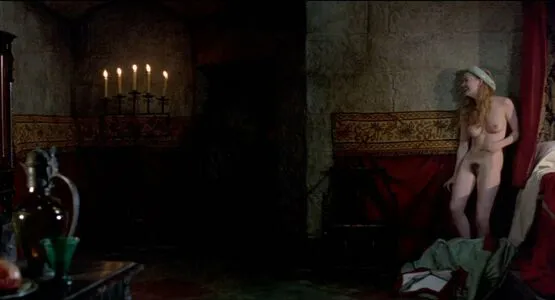 Lysette Anthony Thumbnail Picture