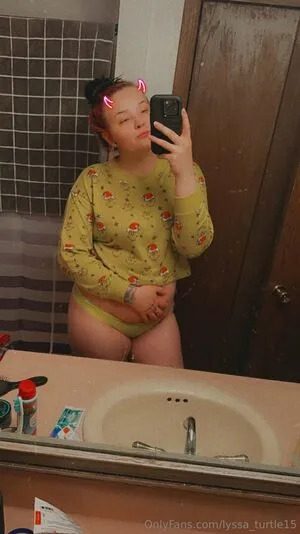 Lyssa Turtle15 Thumbnail Picture