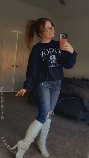Lyssaurora OnlyFans Leaked Free Thumbnail Picture - #1HQdJFiuad