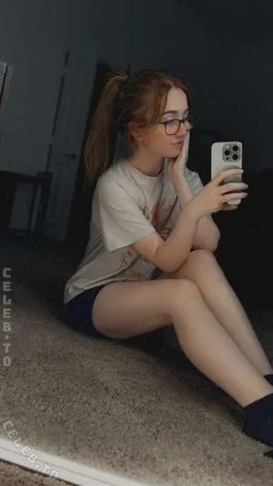 Lyssaurora OnlyFans Leaked Free Thumbnail Picture - #A9y07VwDDZ