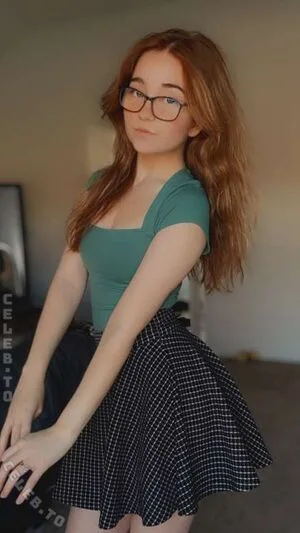 Lyssaurora OnlyFans Leaked Free Thumbnail Picture - #CZF50HZXlF