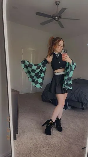 Lyssaurora OnlyFans Leaked Free Thumbnail Picture - #IrAdEX9acP