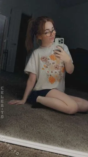 Lyssaurora OnlyFans Leaked Free Thumbnail Picture - #K3pT8T2sHA
