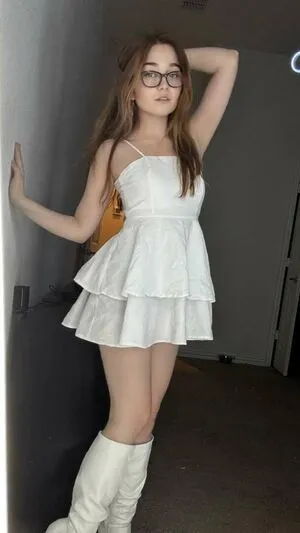 Lyssaurora OnlyFans Leaked Free Thumbnail Picture - #K9CpDJSrn2