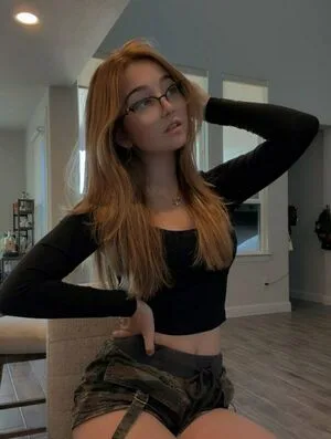Lyssaurora OnlyFans Leaked Free Thumbnail Picture - #UF2sGzQvPL