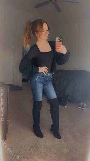 Lyssaurora OnlyFans Leaked Free Thumbnail Picture - #X1A6SjWTFe