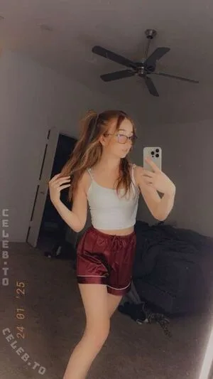 Lyssaurora OnlyFans Leaked Free Thumbnail Picture - #crNd7LT4v0