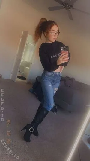 Lyssaurora OnlyFans Leaked Free Thumbnail Picture - #da84SRmat0