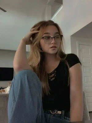 Lyssaurora OnlyFans Leaked Free Thumbnail Picture - #hAPa1xwPz0