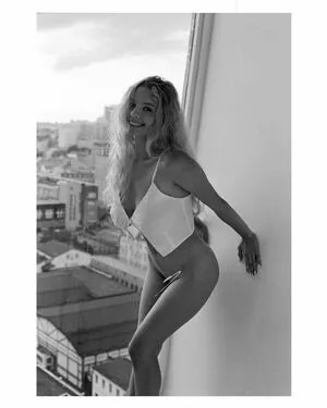 lyubovvomne OnlyFans Leaked Free Thumbnail Picture - #YuFwTo4Ftr