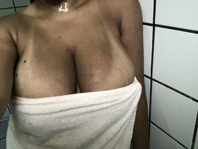 M4lvadeza69 Thumbnail Picture