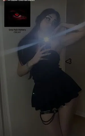 Maaarleeea Thumbnail Picture