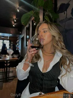 Mackenzie Brooke OnlyFans Leaked Free Thumbnail Picture - #LDWfOYI8Cj