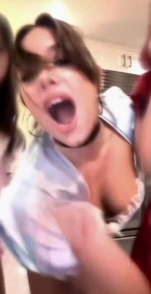 Mackenzie Ziegler OnlyFans Leaked Free Thumbnail Picture - #TOIxaMS3Yu