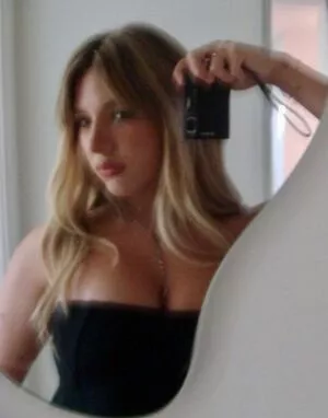 Mackenzie Ziegler OnlyFans Leaked Free Thumbnail Picture - #cc2deLPgC8