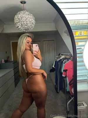 Macylilly Thumbnail Picture