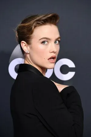 Maddie Hasson Thumbnail Picture