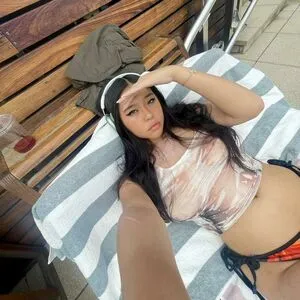 Madeline Jin Thumbnail Picture