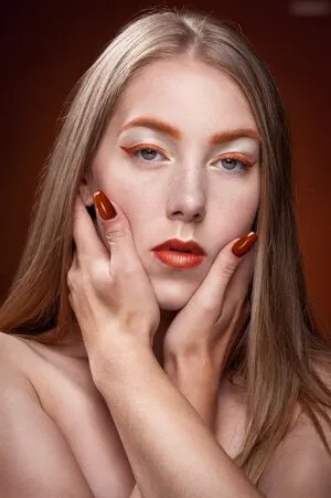 Madelinebiene Thumbnail Picture