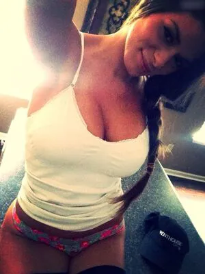 Madelyn Marie Thumbnail Picture