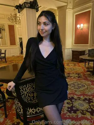 Madgirl6667 Thumbnail Picture