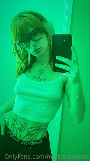 Madhousemila Thumbnail Picture