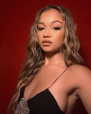 Madison Bailey OnlyFans Leaked Free Thumbnail Picture - #QKQGyHxm63