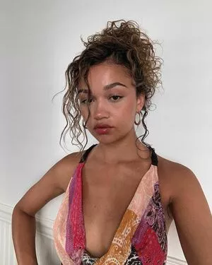 Madison Bailey OnlyFans Leaked Free Thumbnail Picture - #zMyDuDiaZd