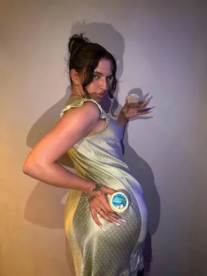 Mae Muller OnlyFans Leaked Free Thumbnail Picture - #7MVVj3VSpO