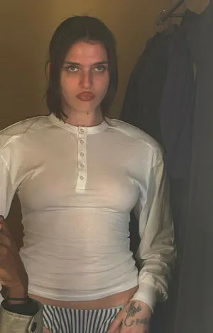 Mae Muller OnlyFans Leaked Free Thumbnail Picture - #smKXND8Zbp